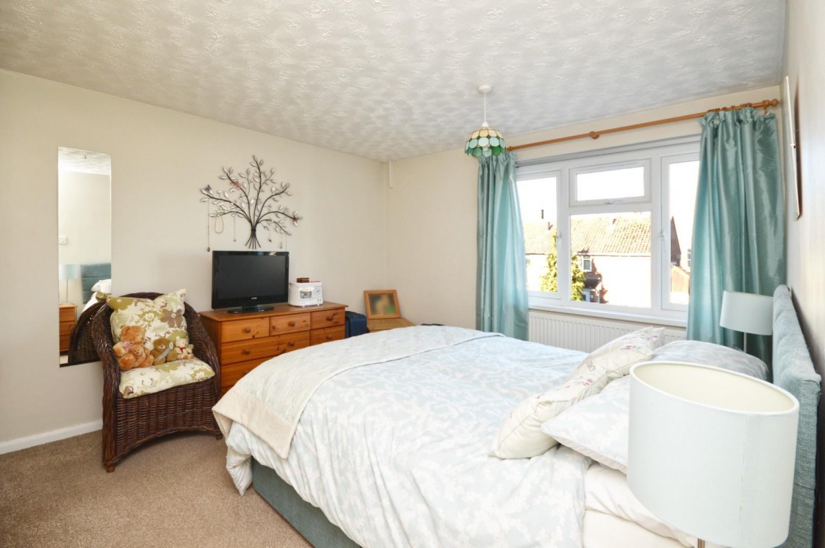 Shortwood Road, Bristol, BS13 0QN