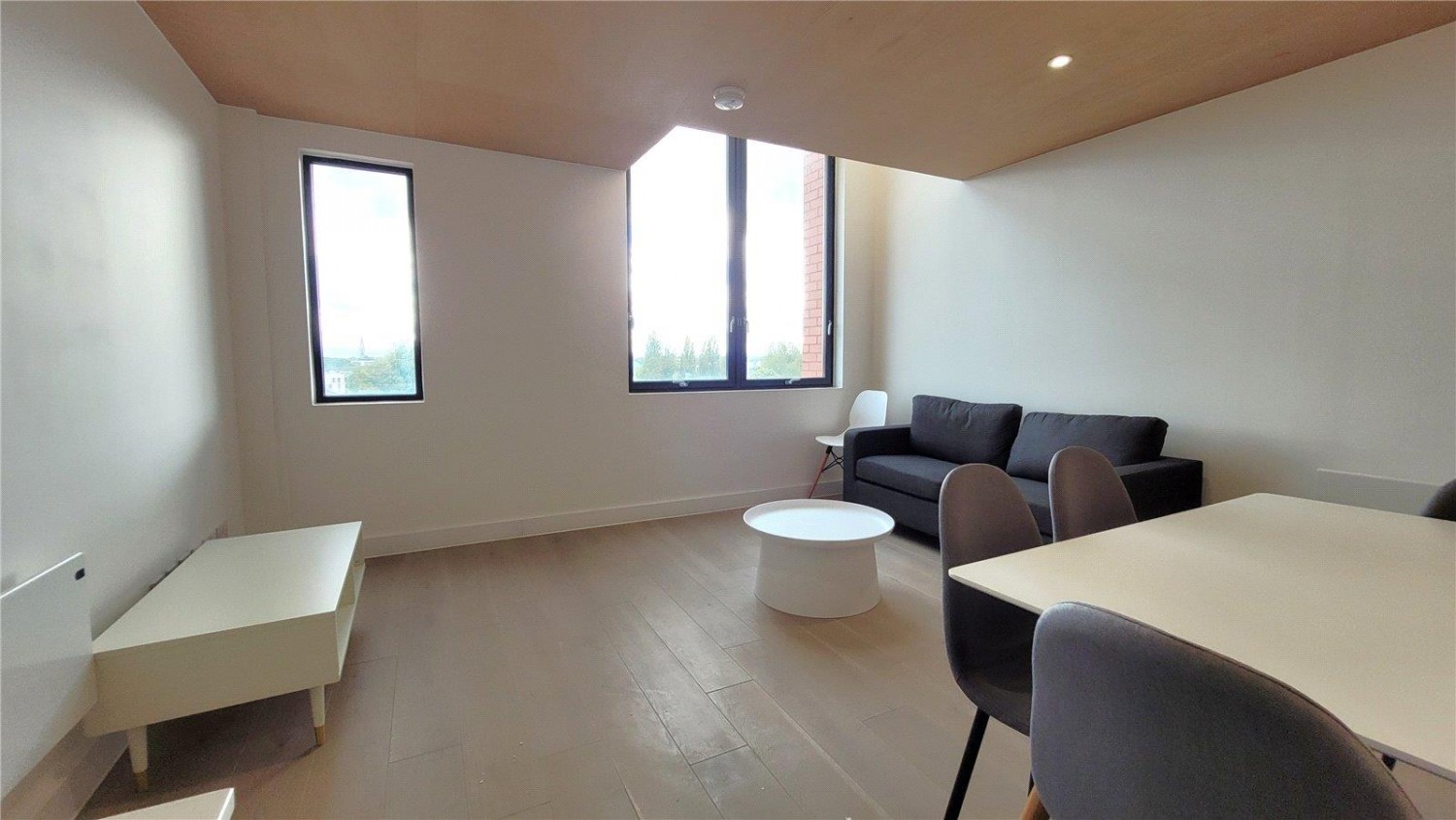 Sky Gardens 7 Spinners Way, Manchester