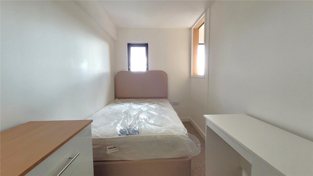 Sky Gardens 7 Spinners Way, Manchester