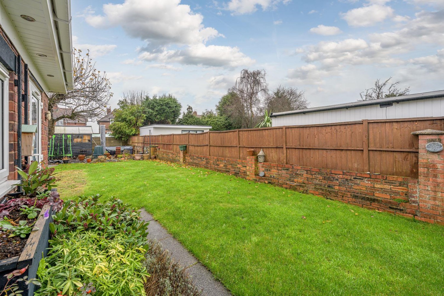 Amblecote Road, Brierley Hill, DY5 2YJ