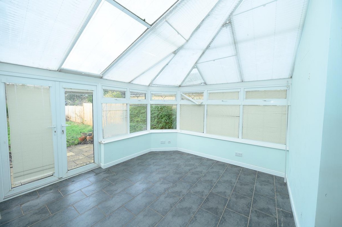 Oakdale Close, Downend, Bristol, BS16 6EE