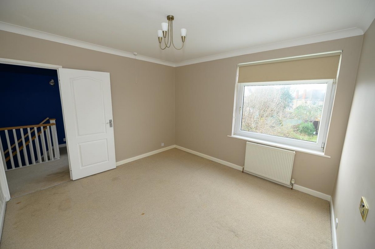 Oakdale Close, Downend, Bristol, BS16 6EE