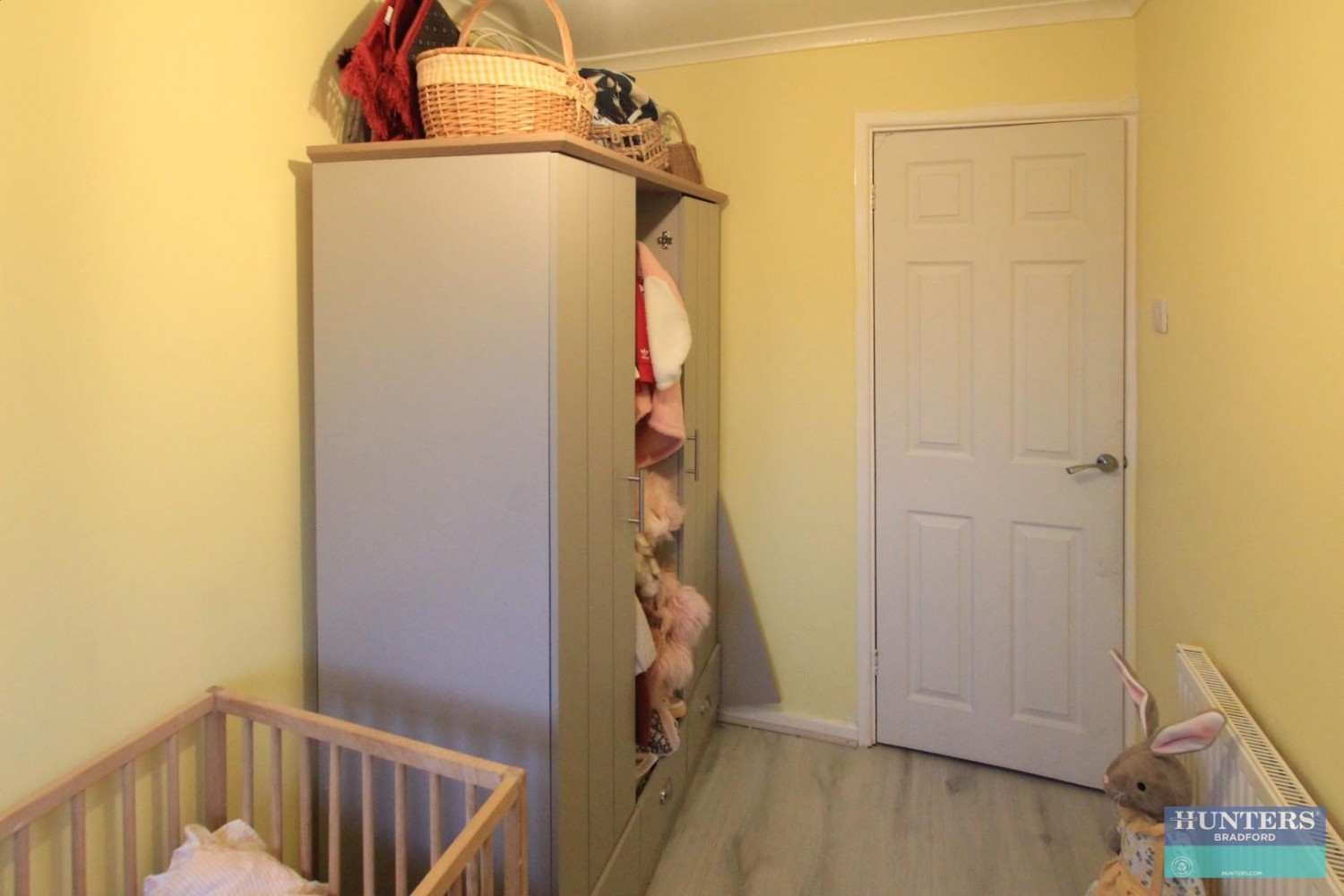 Sandringham Close, Bradford, BD14 6EB