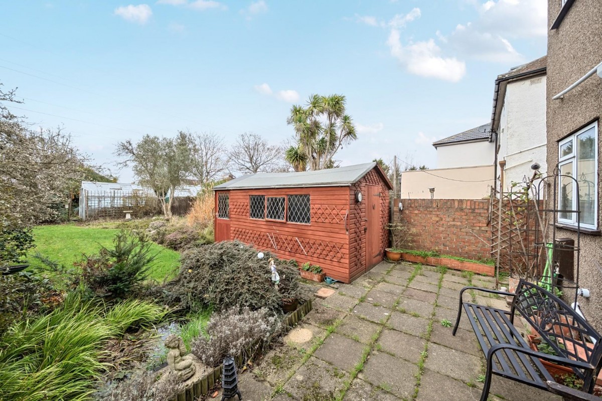 Westwood Lane, Welling