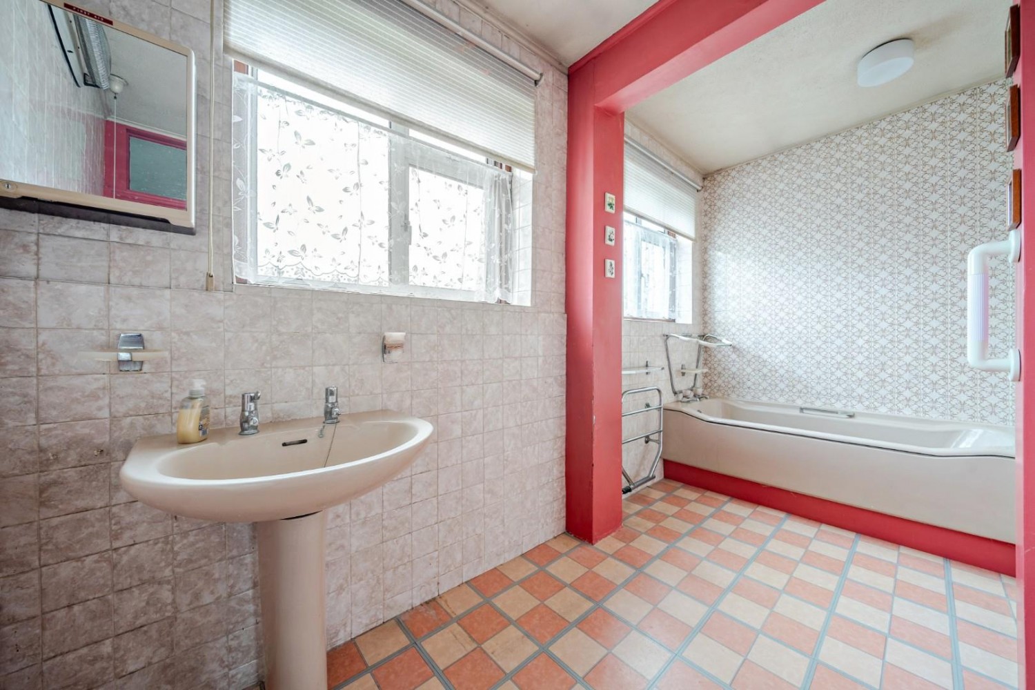 Westwood Lane, Welling