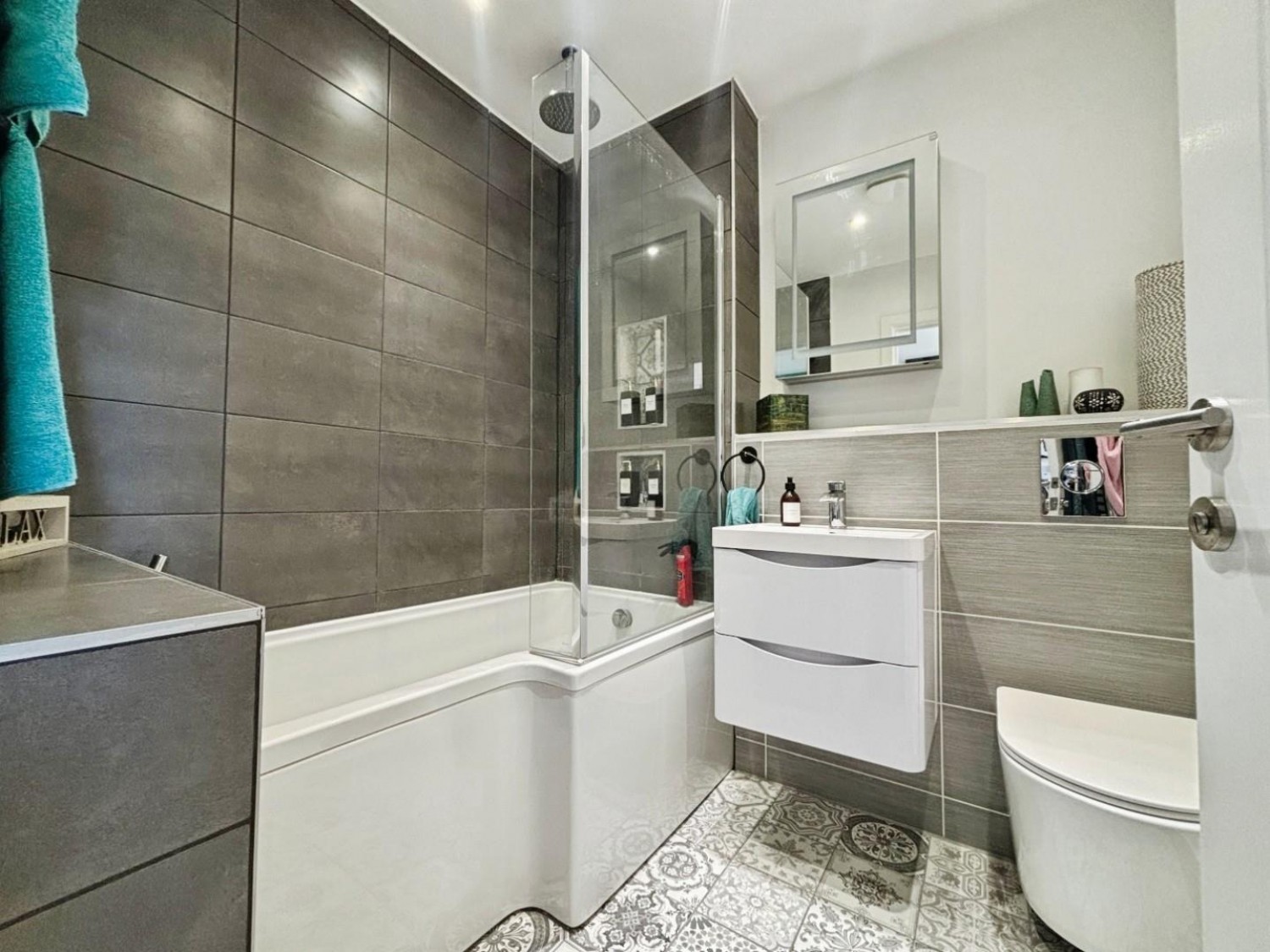 Ordinance Way, Repton Park