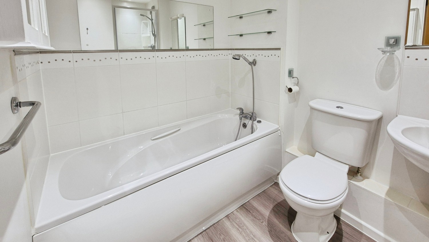 Selwyn Road, Burntwood, WS7 9QW