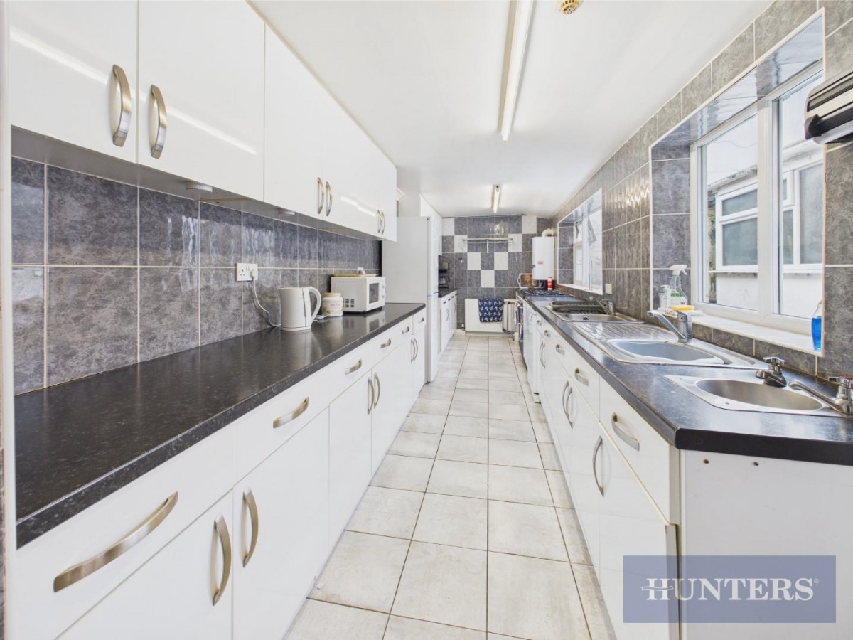 North Marine Road, Scarborough