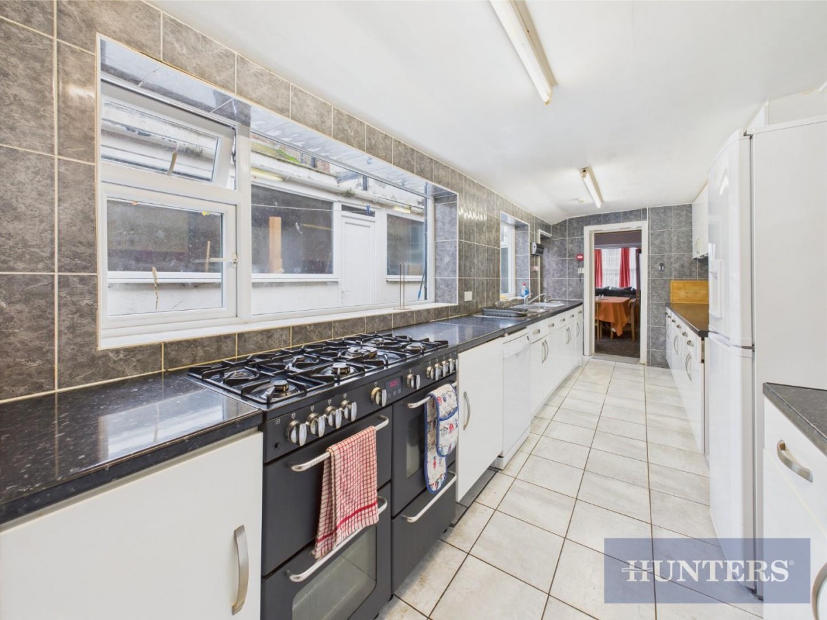 North Marine Road, Scarborough