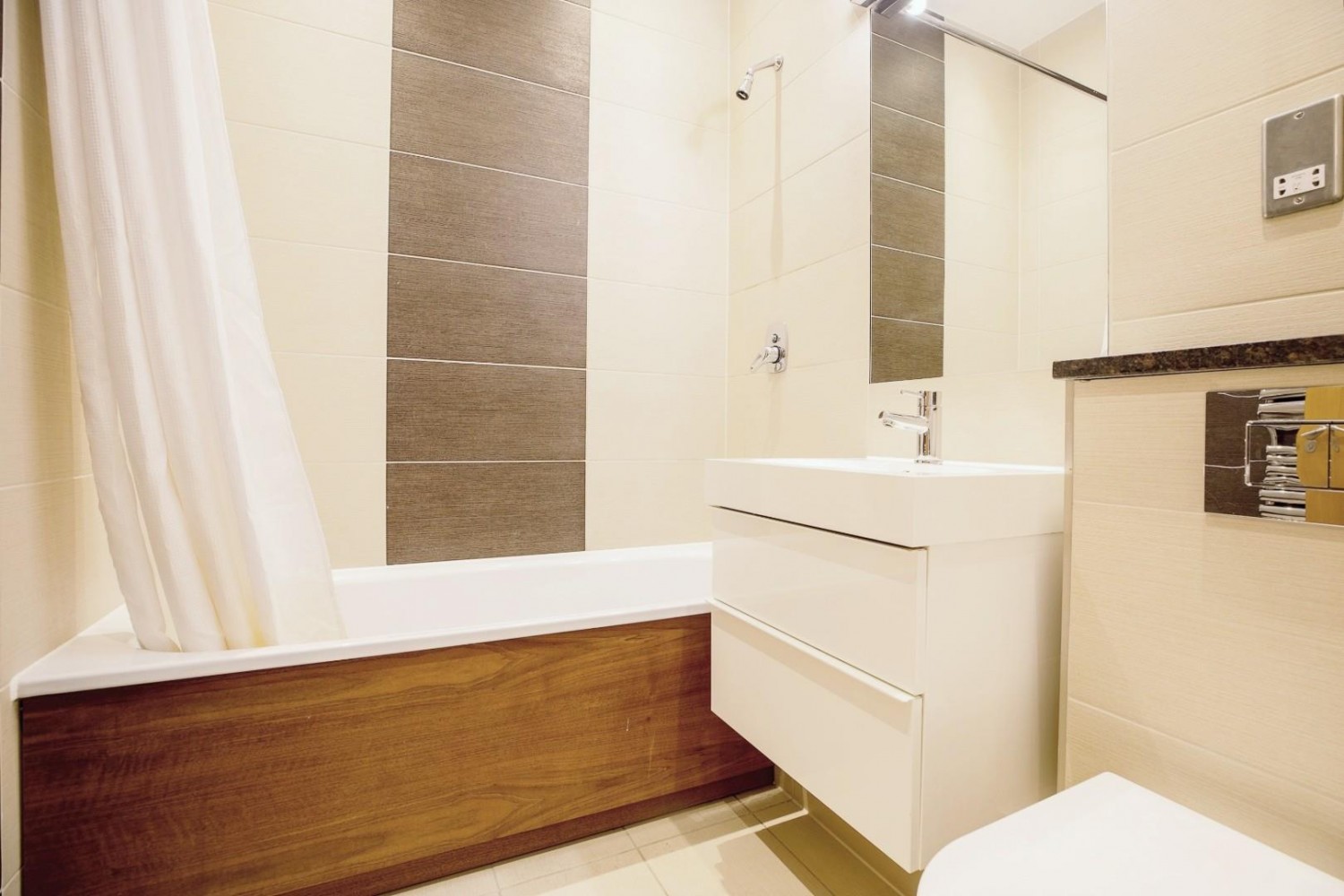 Thrawl Street, Spitalfields, E1