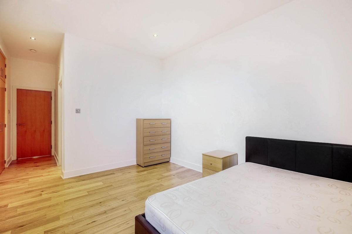 Thrawl Street, Spitalfields, E1