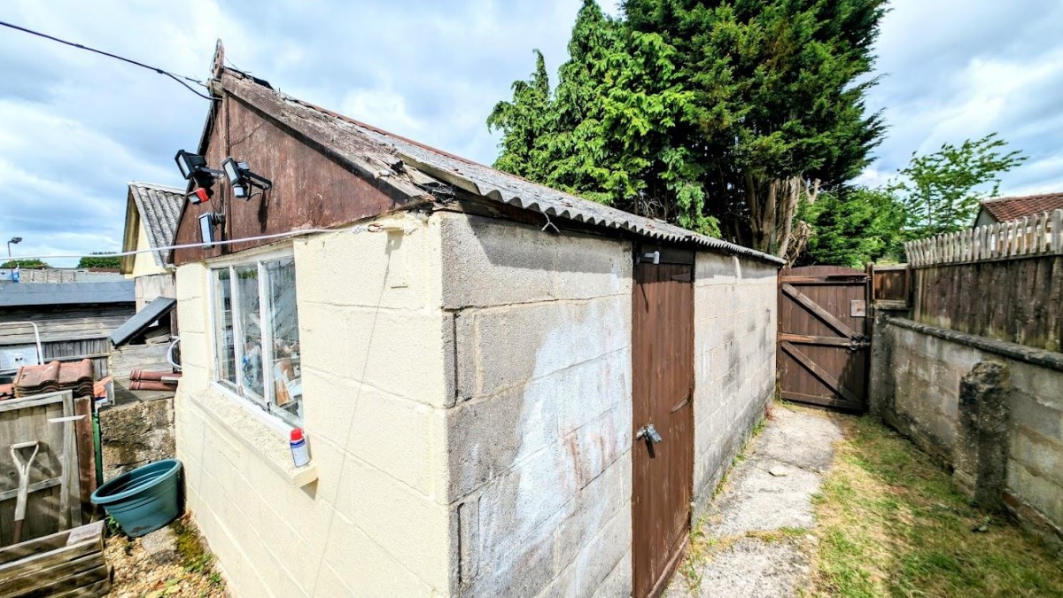 Lewington Road, Bristol