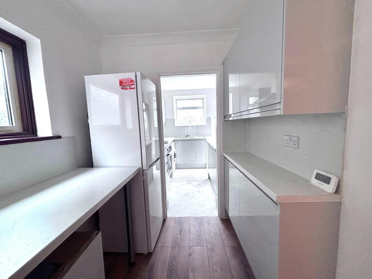 Grosvenor Avenue, Hayes