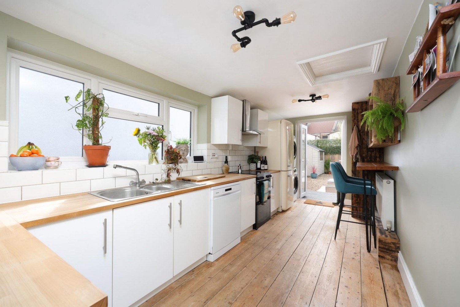 2 bedroom House for sale in Lewington Road, Fishponds, Bristol