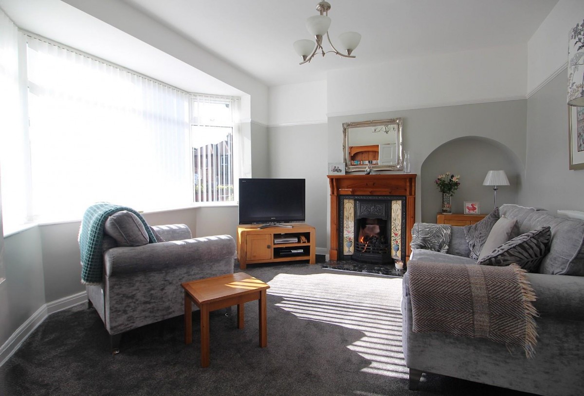 Calder Avenue, Manchester