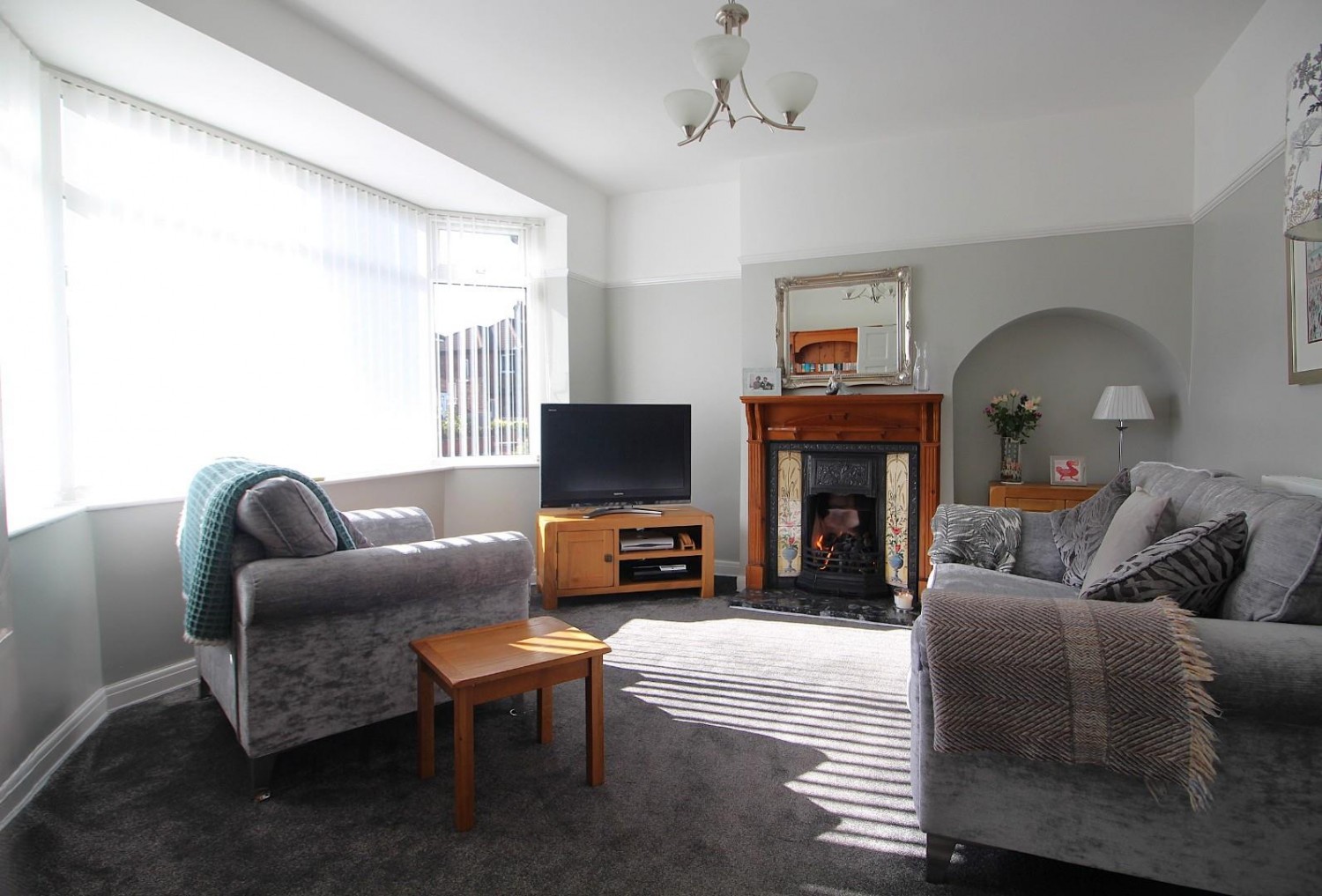 Calder Avenue, Manchester