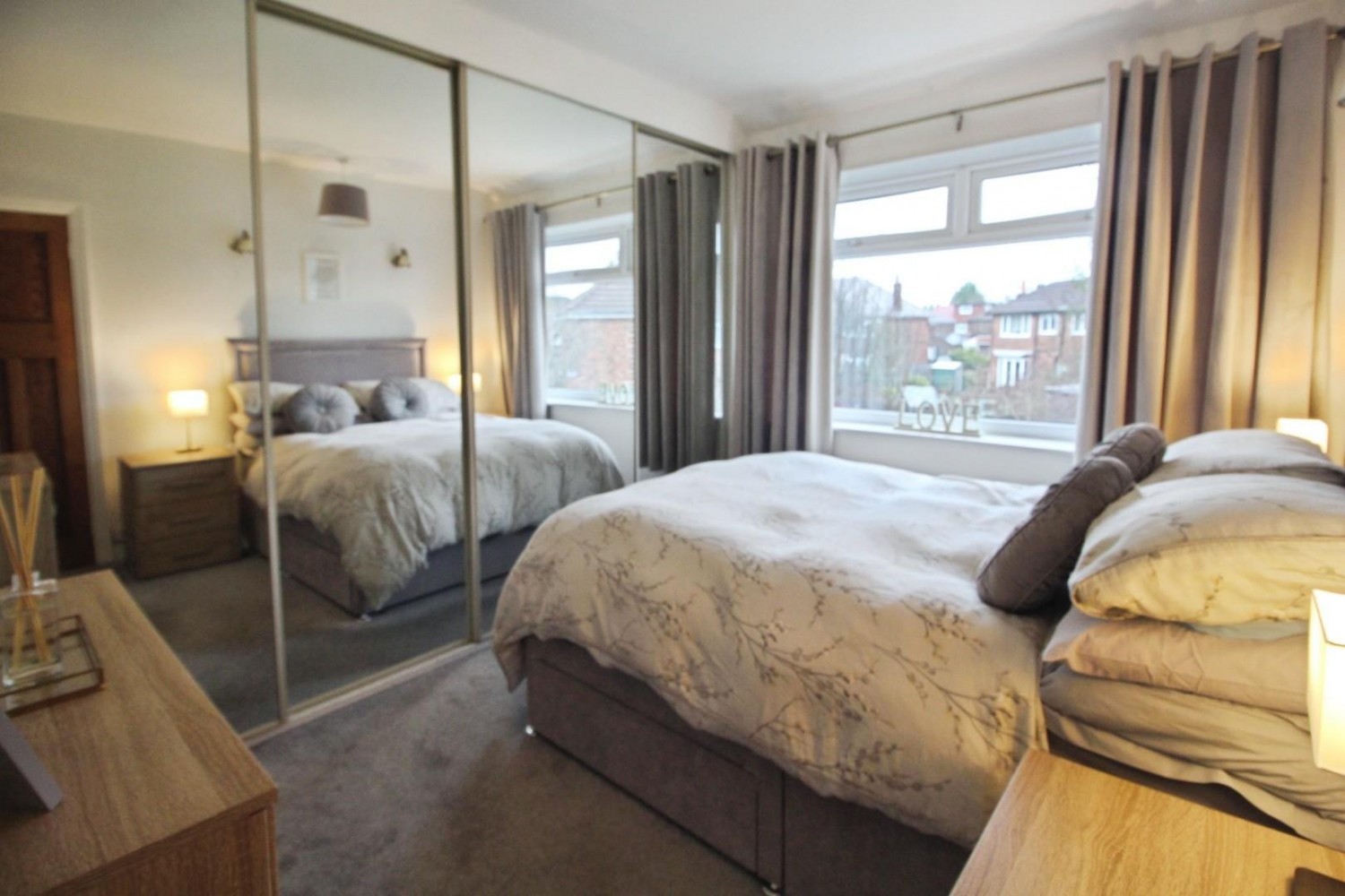 Calder Avenue, Manchester