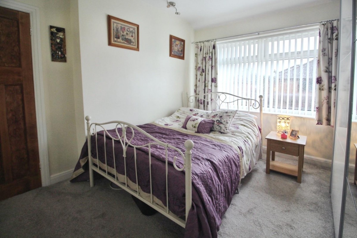 Calder Avenue, Manchester