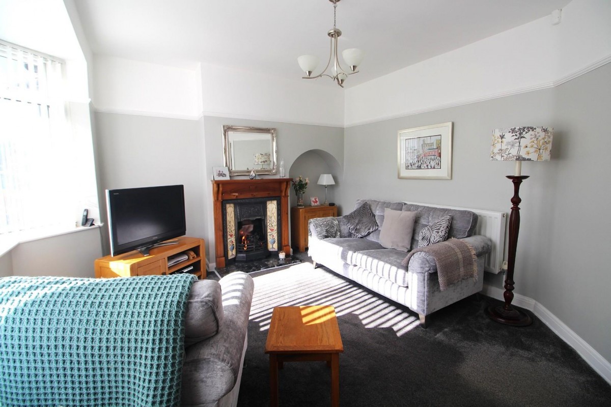 Calder Avenue, Manchester