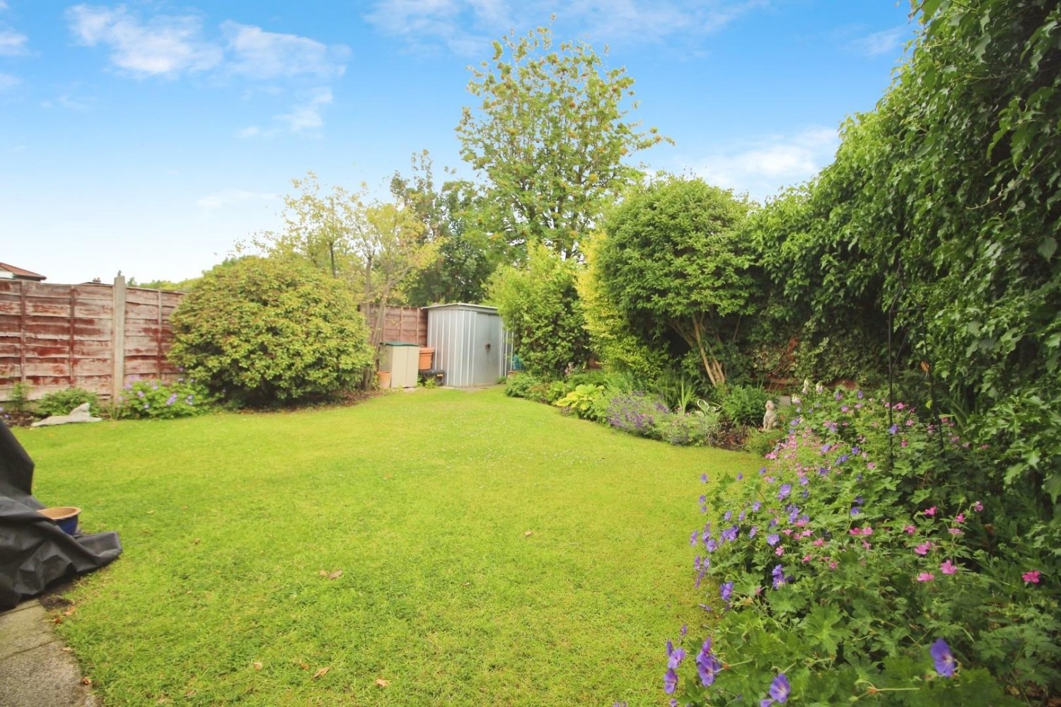 Calder Avenue, Manchester