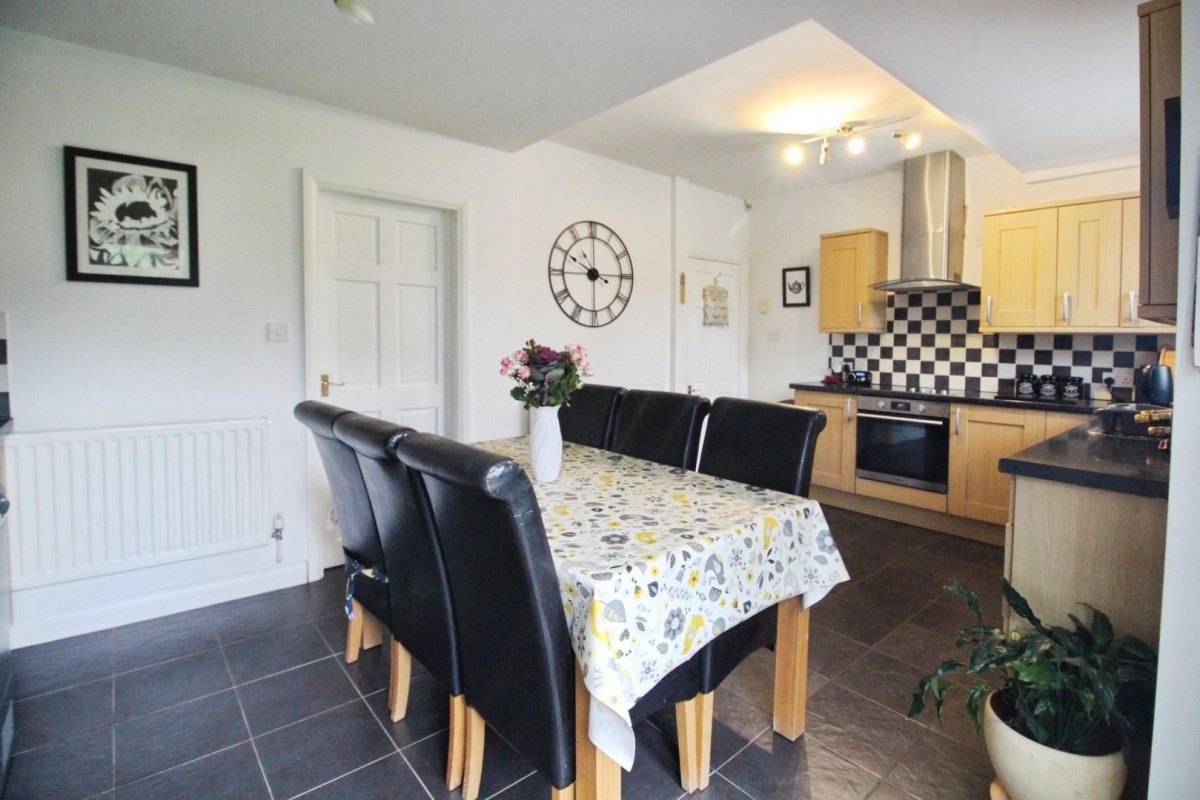 Calder Avenue, Manchester