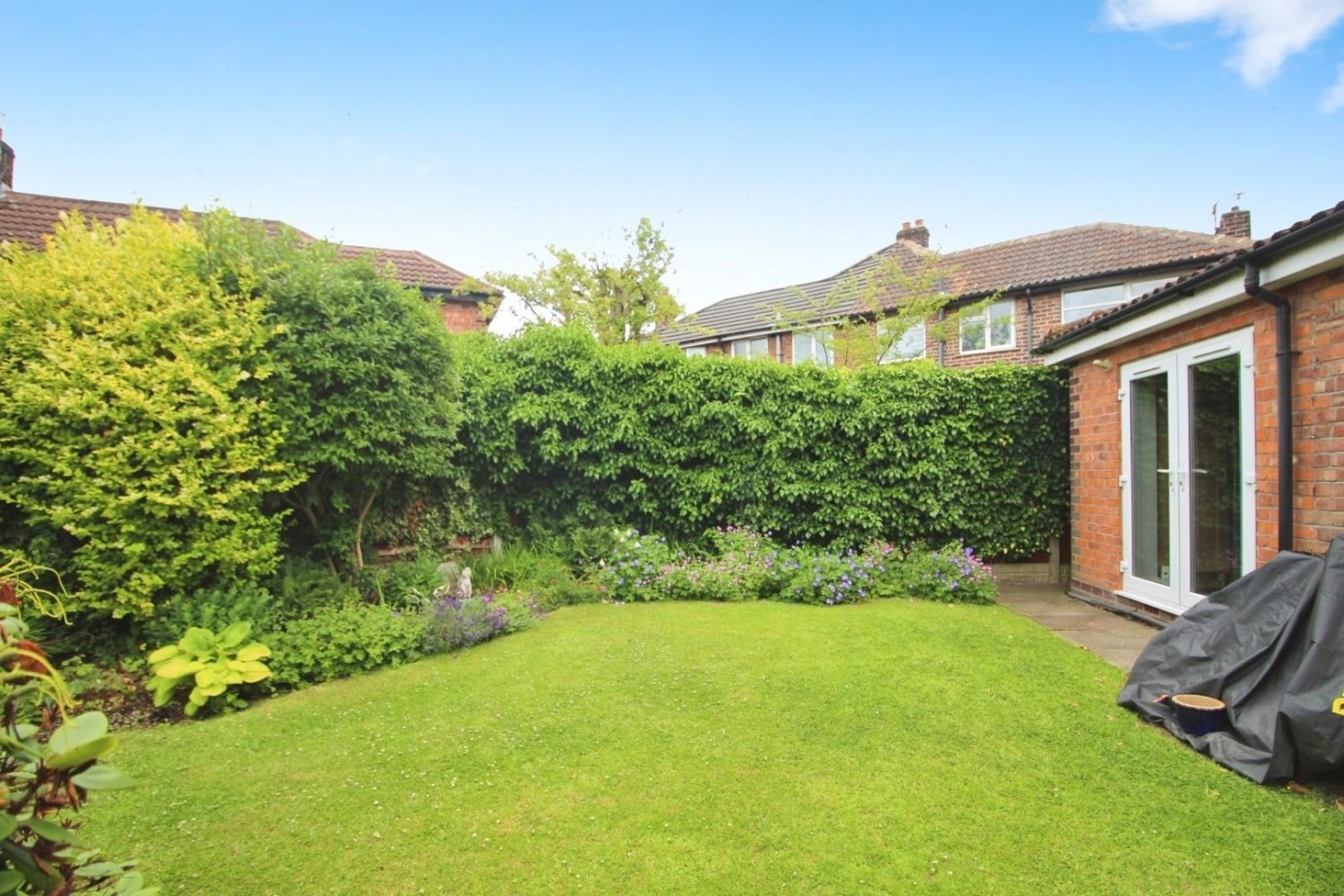 Calder Avenue, Manchester