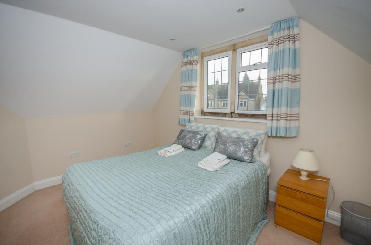 Park Crescent, Frenchay, Bristol, BS16 1PD