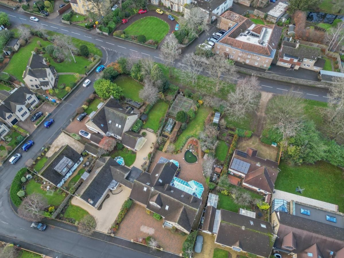 Park Crescent, Frenchay, Bristol, BS16 1PD