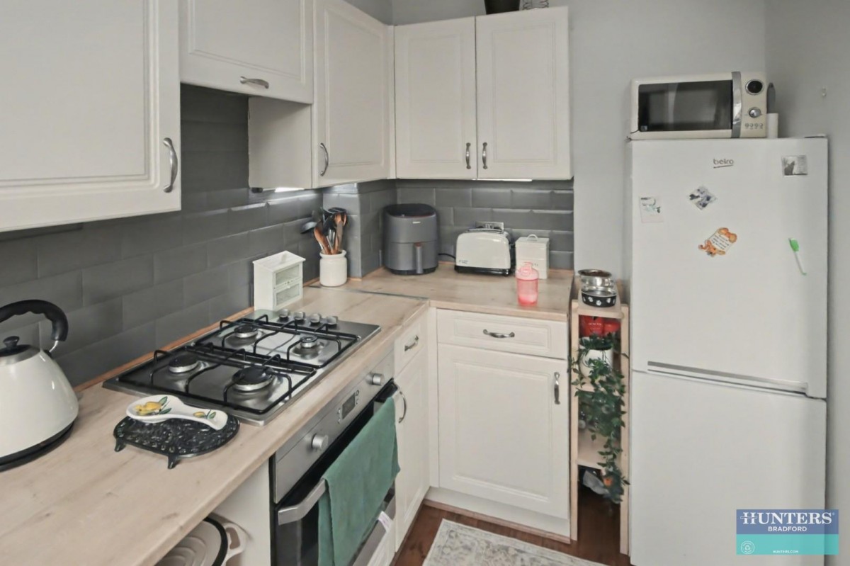 Winchester Gardens Bradford, BD4 8UJ