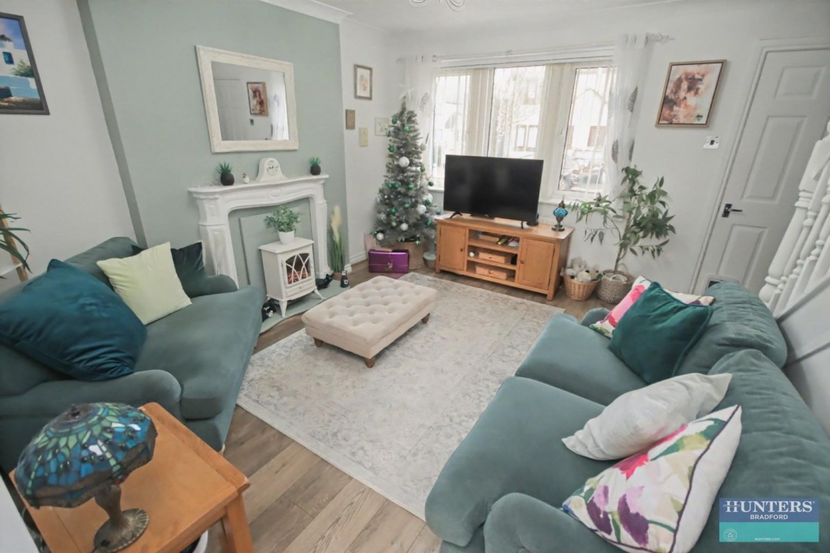 Winchester Gardens Bradford, BD4 8UJ