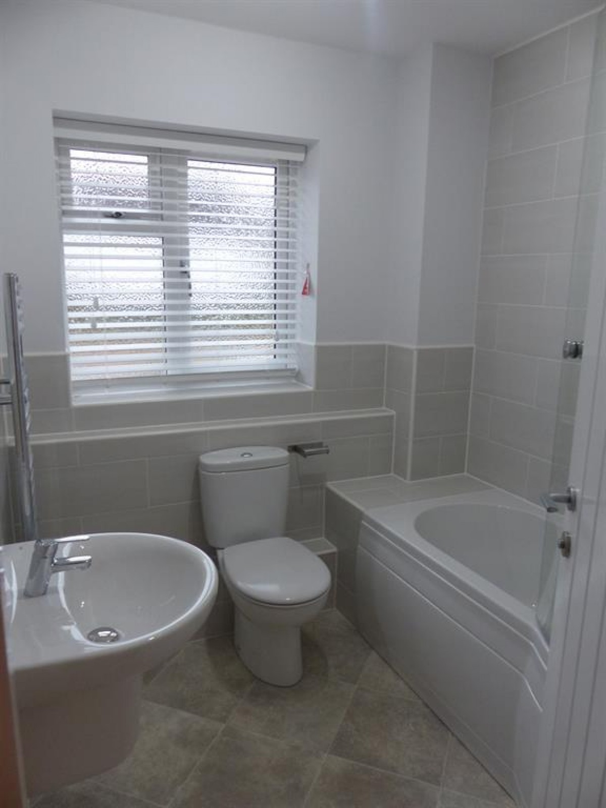 Lincombe Road. Downend, Bristol, BS16 5UB