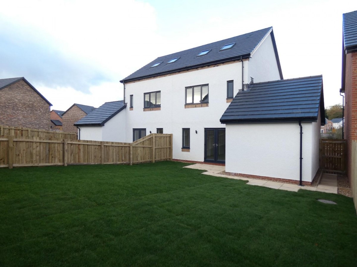 Kilnmond Gardens, Carleton, Penrith, CA11