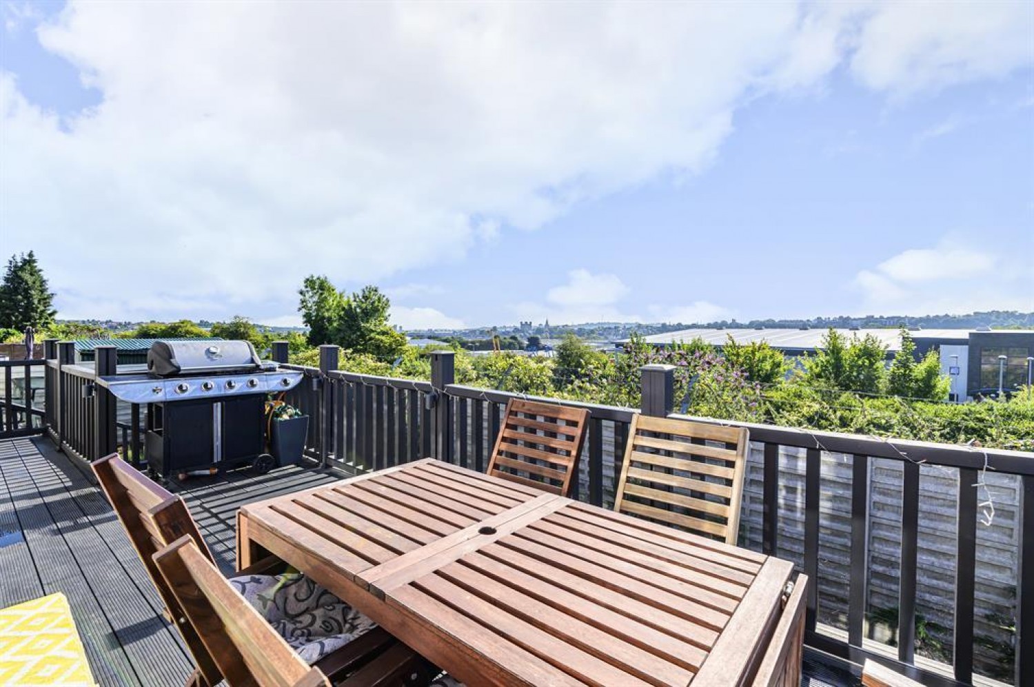 Cuxton Road, Rochester, ME2 2NJ