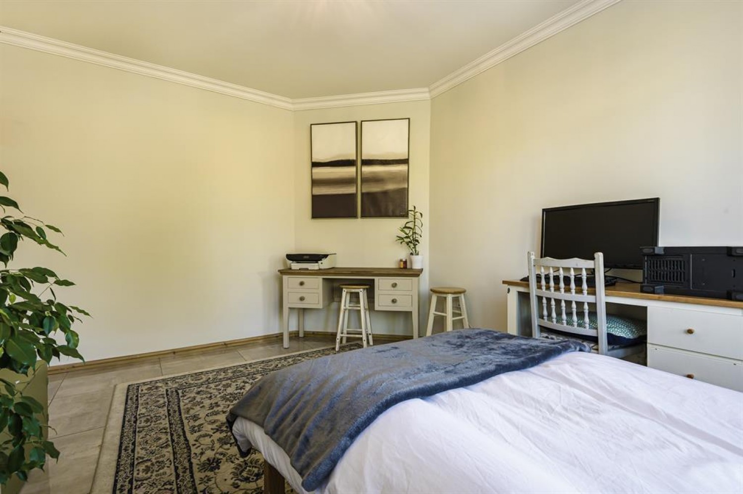 Cuxton Road, Rochester, ME2 2NJ