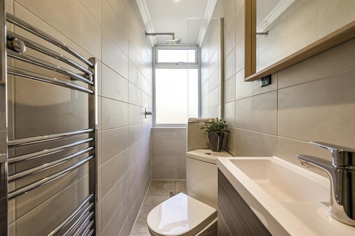 Cuxton Road, Rochester, ME2 2NJ