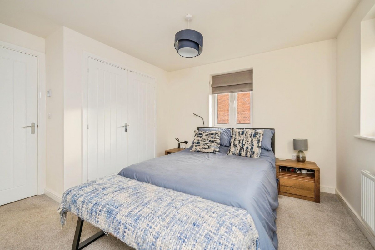 Child Close, Lichfield