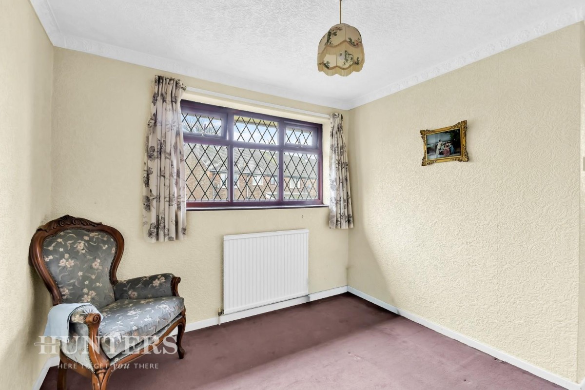 Broadfield Drive, Smithy Bridge, OL15 0EU
