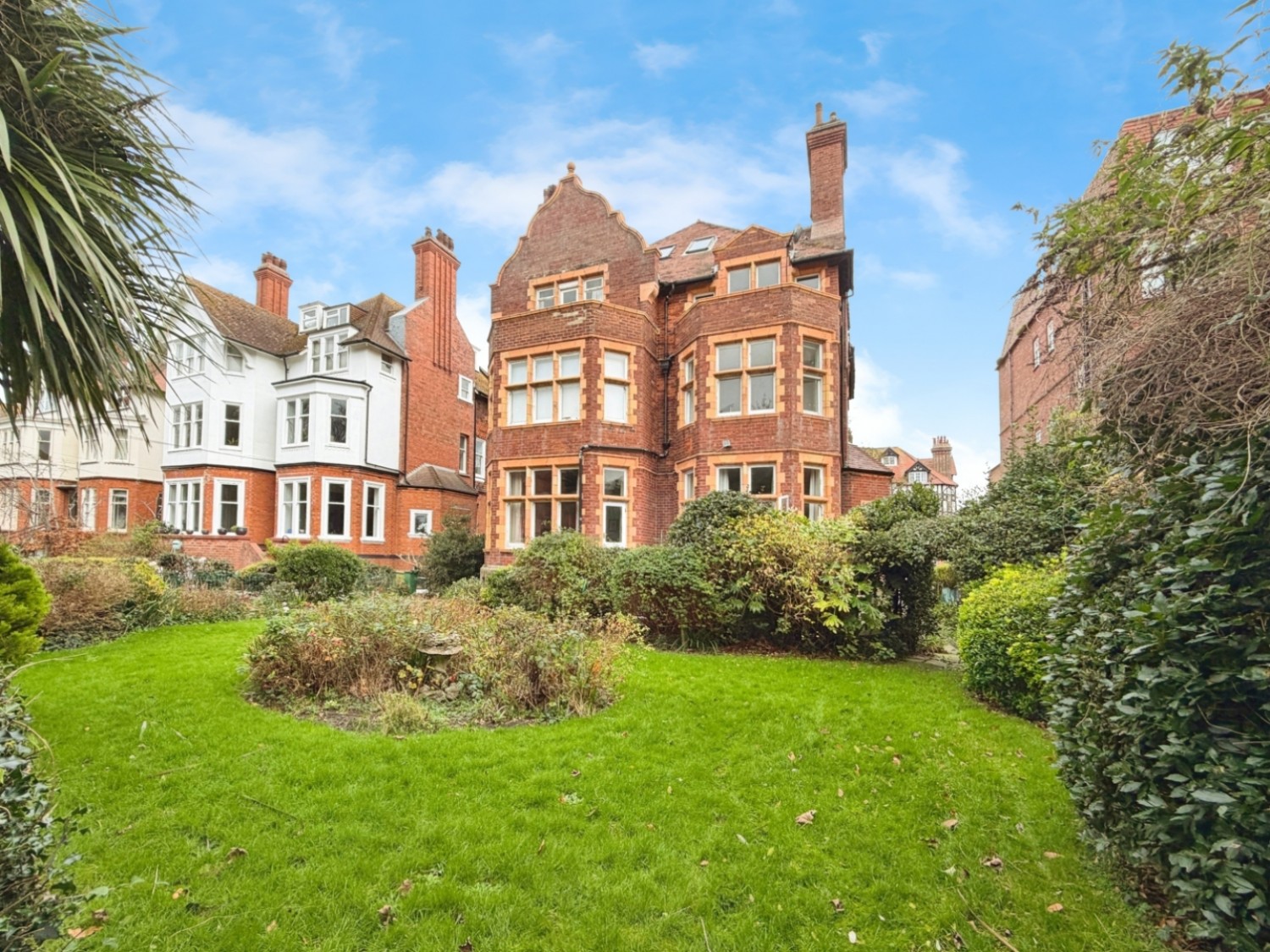 Earls Avenue, Folkestone