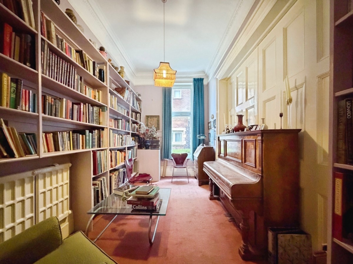 Earls Avenue, Folkestone