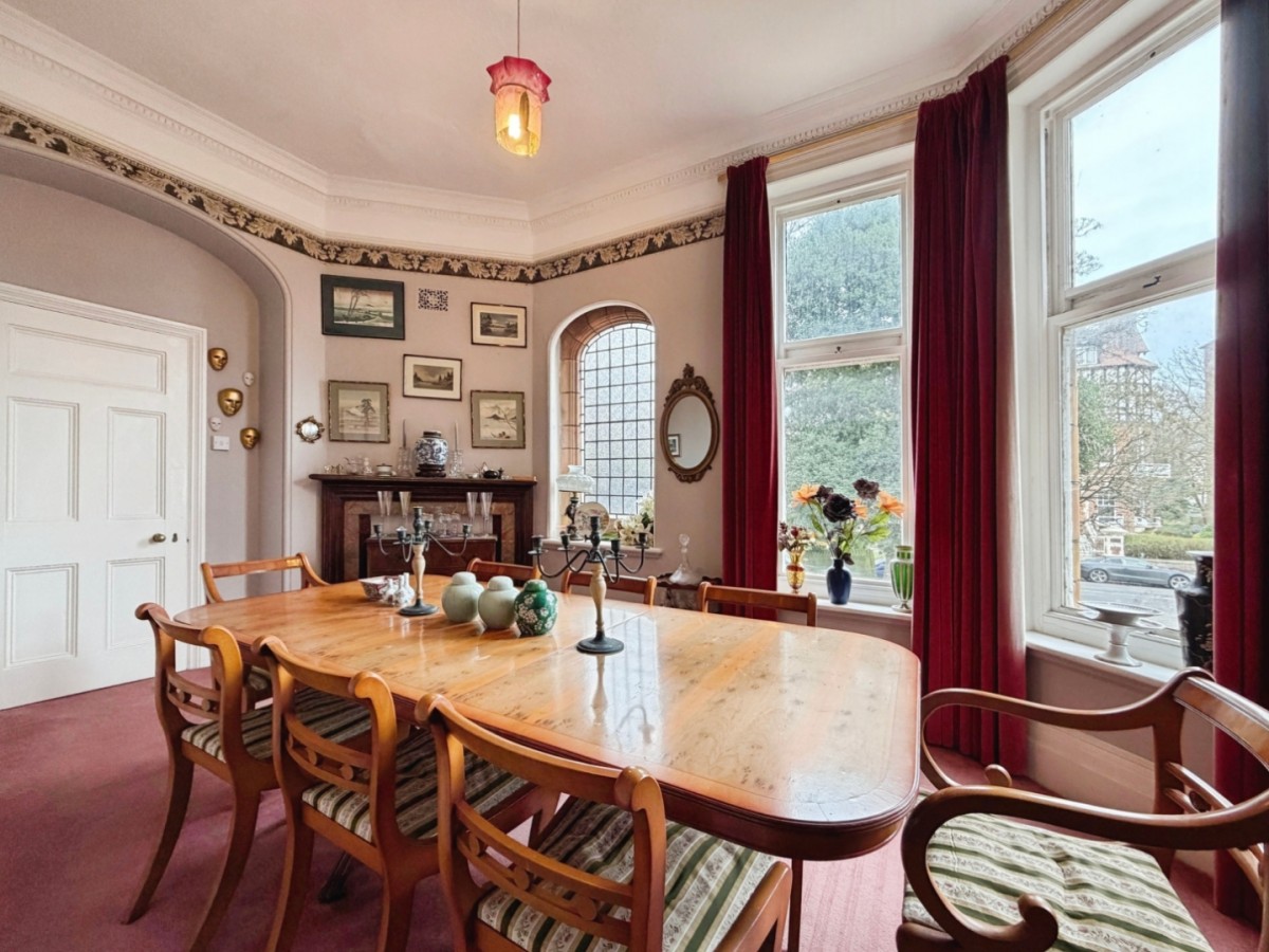 Earls Avenue, Folkestone