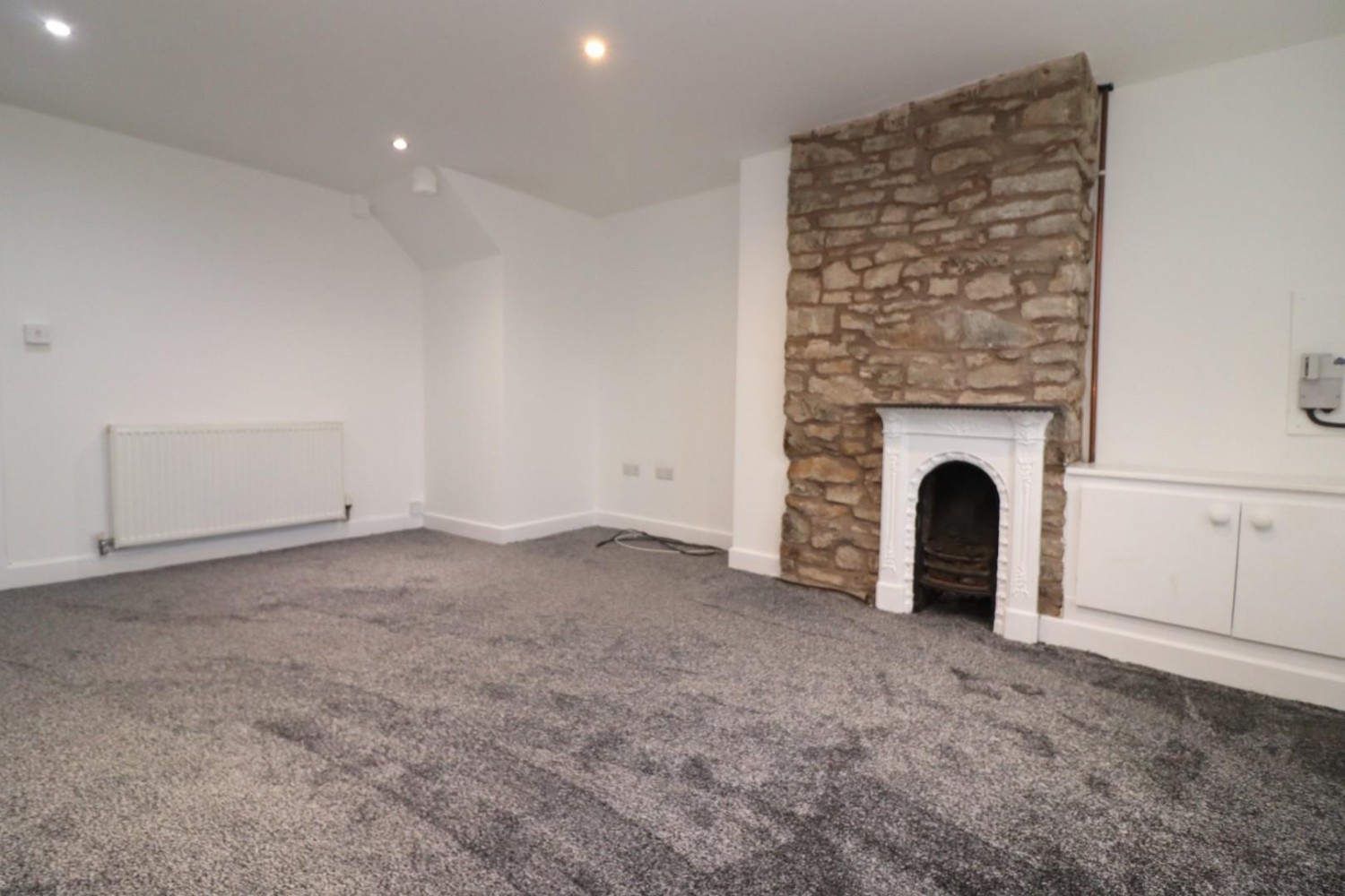 Blackburn Road, Bolton, BL1 7AL