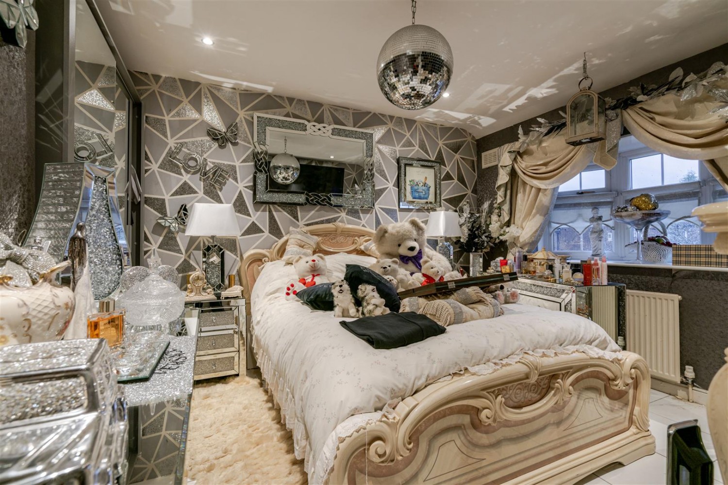 Balmoral Drive, Leigh