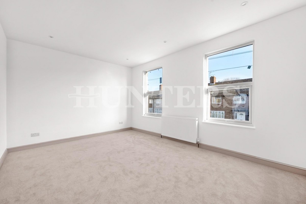 Chalgrove Road, London