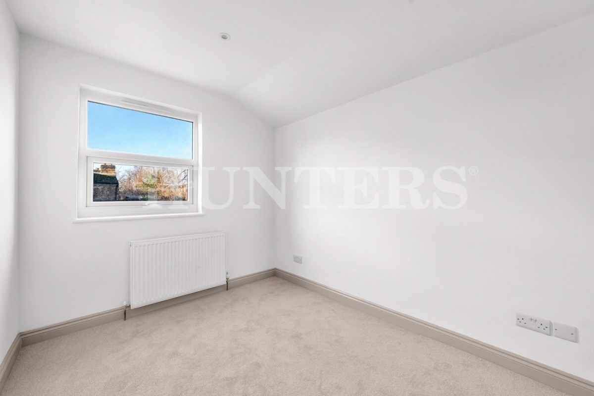 Chalgrove Road, London