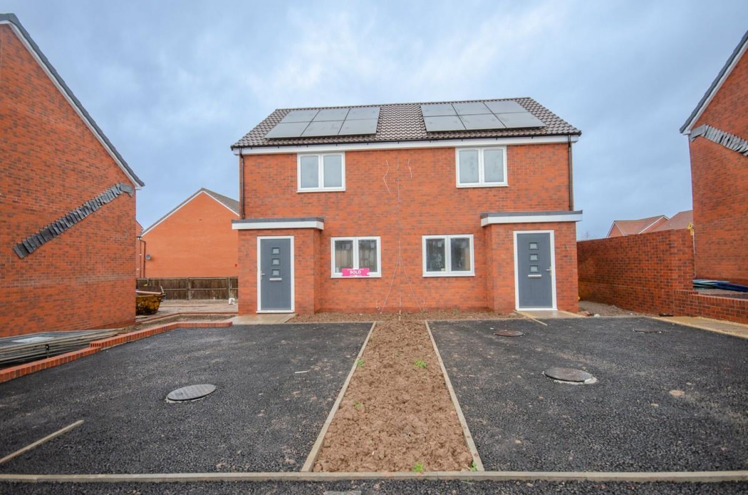 2 bedroom House for sale in Valerian Street, Lyde Green, Bristol, BS16 7JF