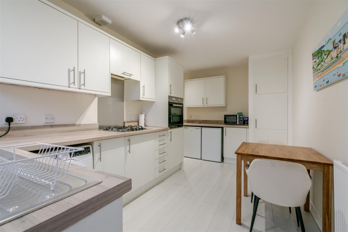 Johnson Close, Leigh