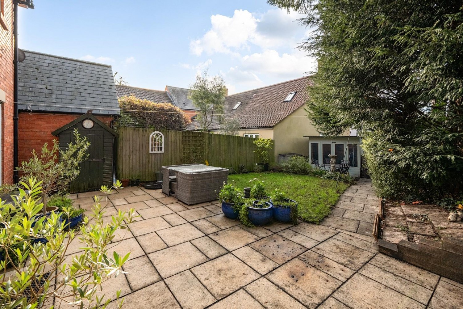 Bove Town Gardens, Glastonbury