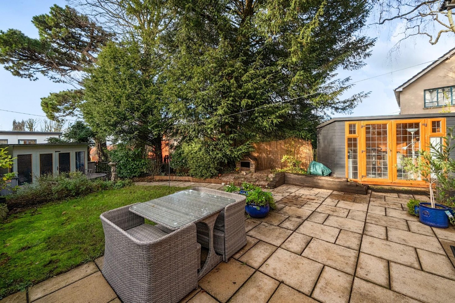 Bove Town Gardens, Glastonbury