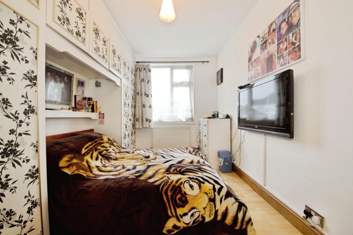 Woodhill Crescent, Harrow