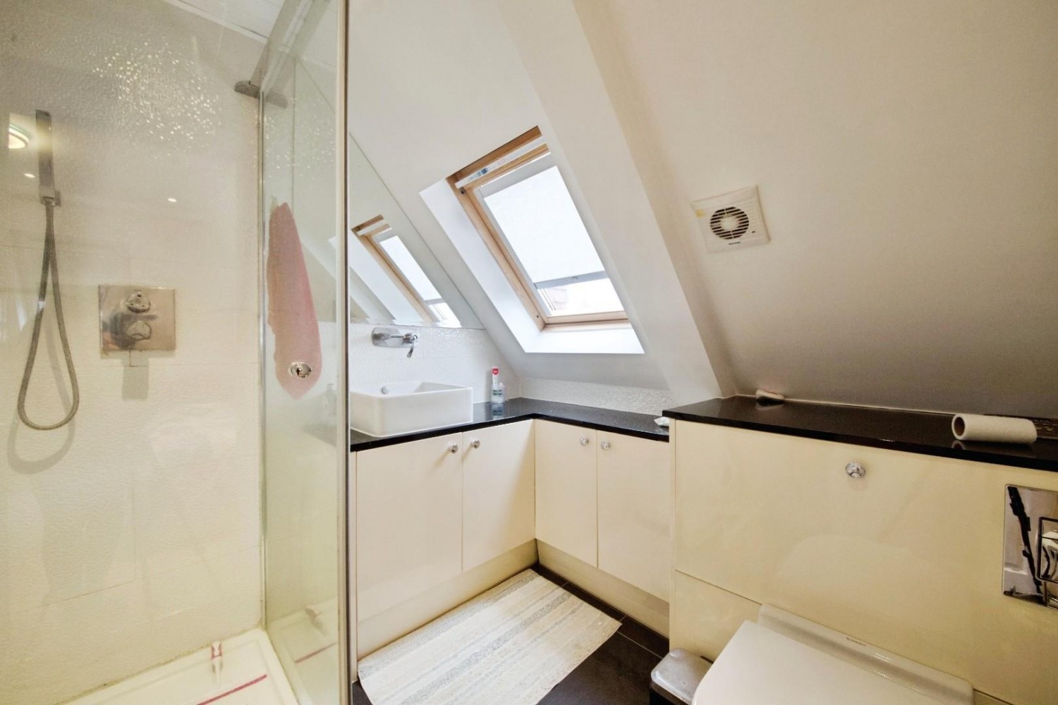 Woodhill Crescent, Harrow